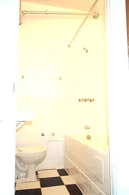 Rented by Tower Brokerage | media 27