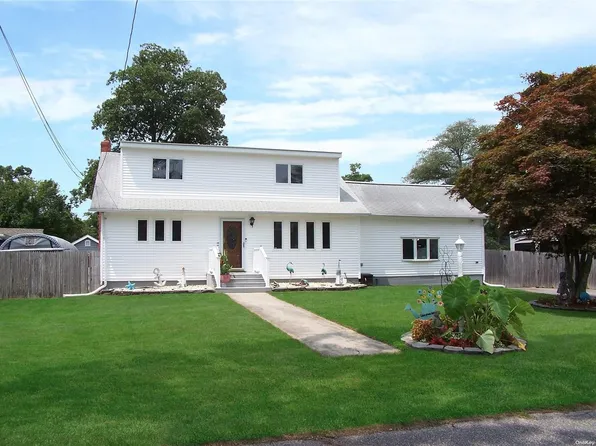 84 Lynbrook Drive, Mastic Beach, NY 11951