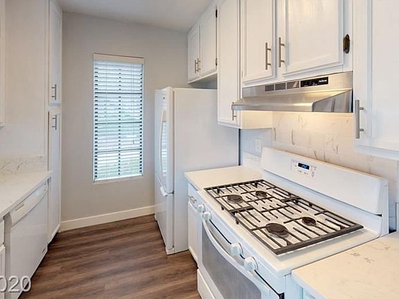 3rd image of 4735 Nara Vista Way Unit 103