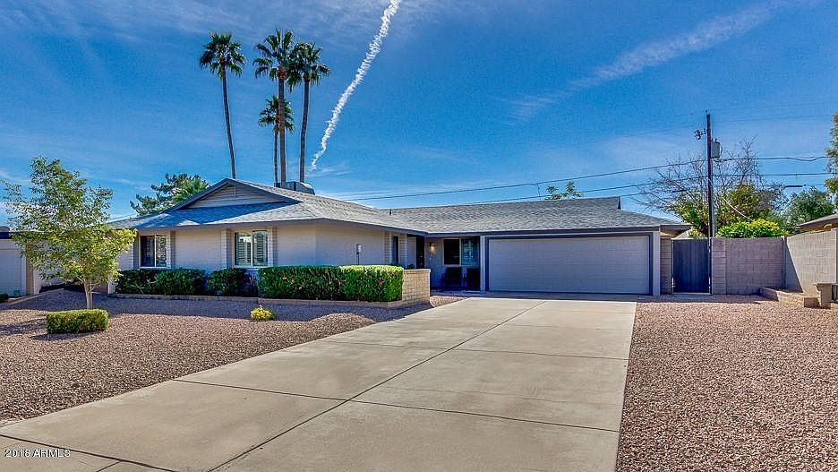 1st image of 2909 E Lupine Ave