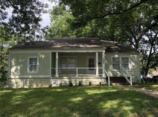 7342 Olive St, Kansas City, MO 64132