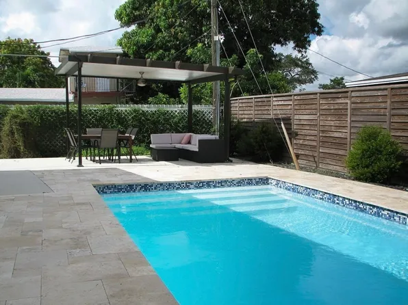 7210 McKinley St, Hollywood, FL 33024