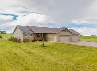 19229 Chuck Wagon Cir, Belle Fourche, SD 57717