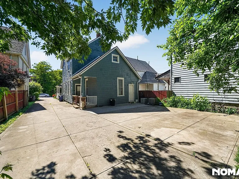 1855 W 58th St #1 — Photo 19