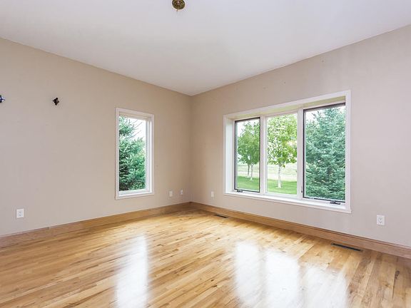 5th image of 5701 Pinehurst Ct