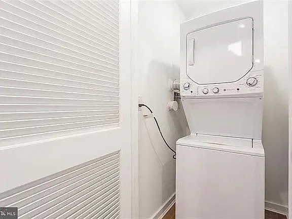 4019 Haverford Ave #1 — Photo 4