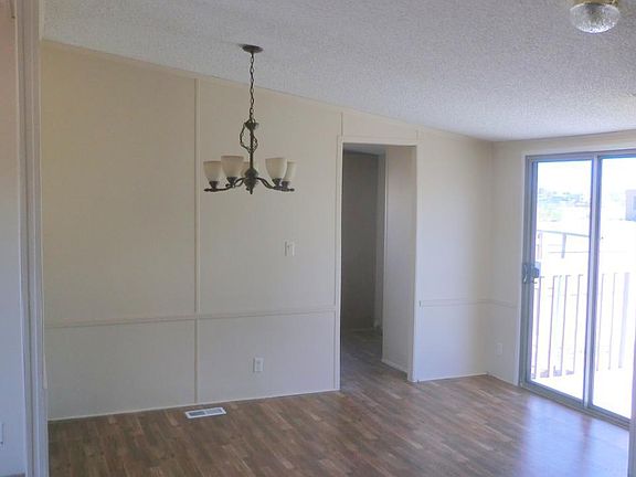 4th image of 5399 N Lake Shore Dr