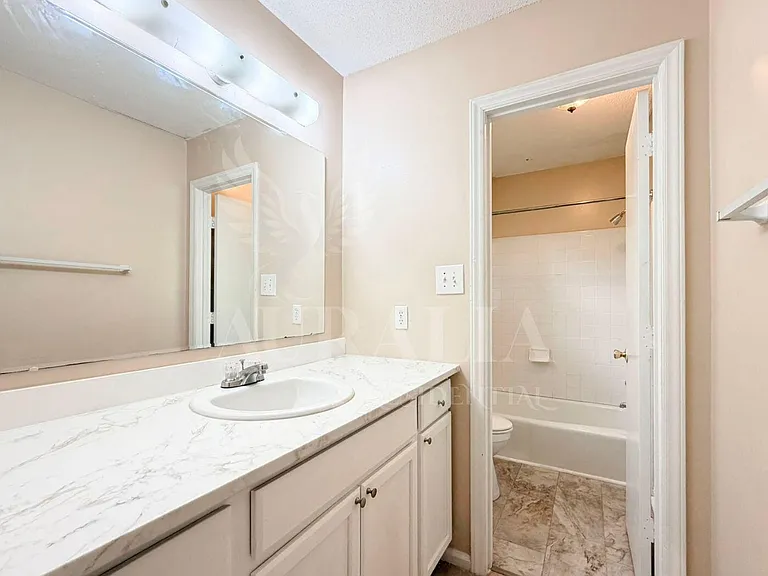 1408 Imperial Dr — Photo 8