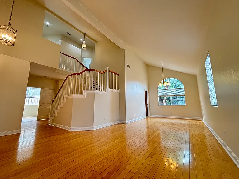 2160 Paseo Grande — Photo 3