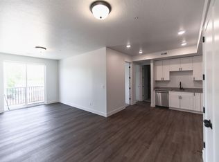 20 South 100 West, Payson, UT 84651