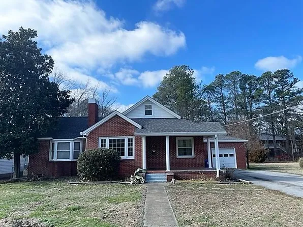 216 Woodlawn Ave, Murray, KY 42071