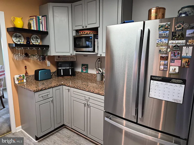 2500 N Van Dorn St #1001 — Photo 9