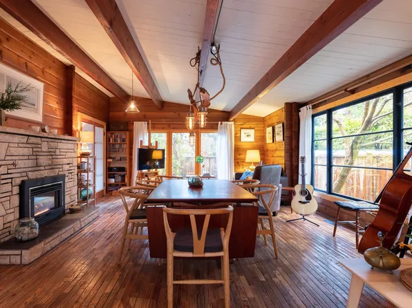 5817 Eagle Is, West Vancouver, BC V7W 1V6