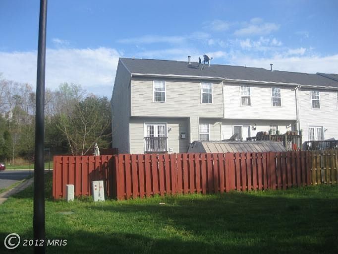 2nd image of 211 Potomac Hills Dr