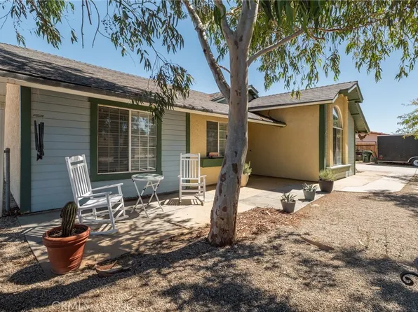 21800 Isatis Ave, Apple Valley, CA 92307