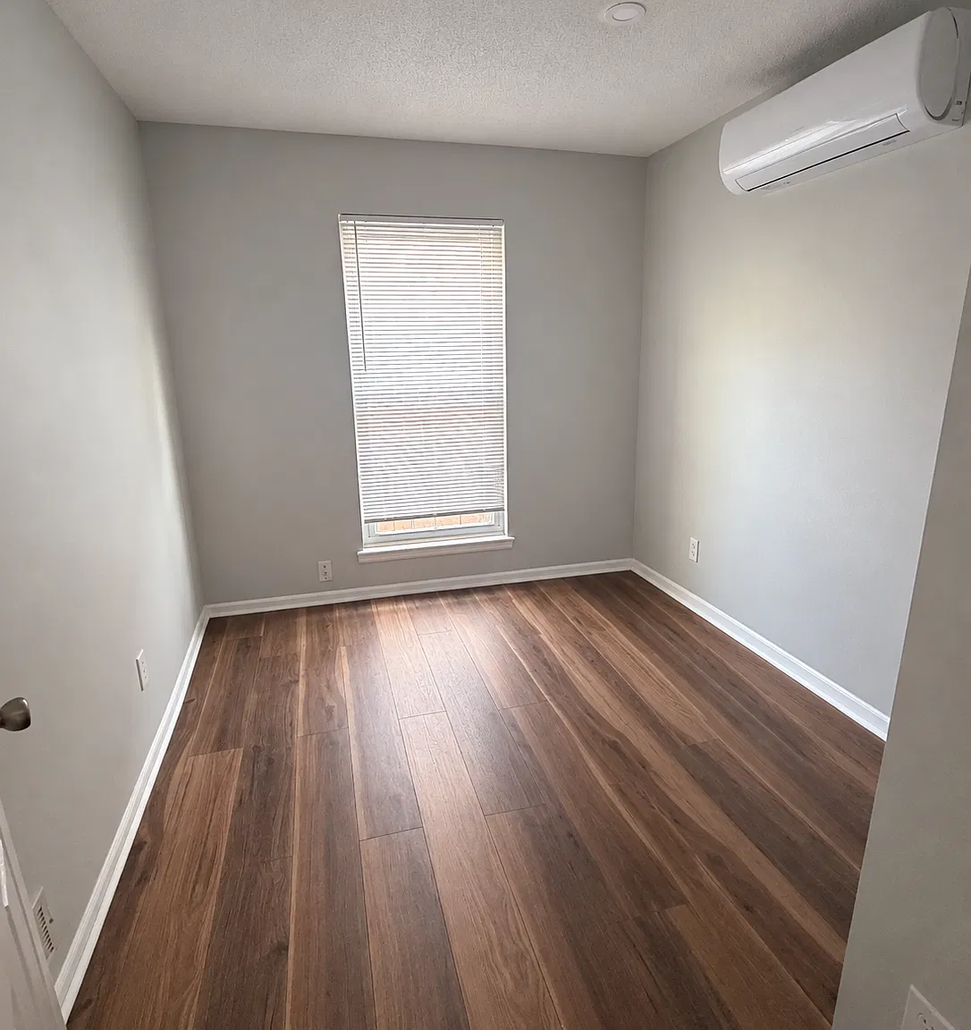 3 bed, 1500 sqft, $3,300 — Photo 1