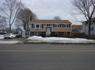 16 Central St, Woburn, MA 01801