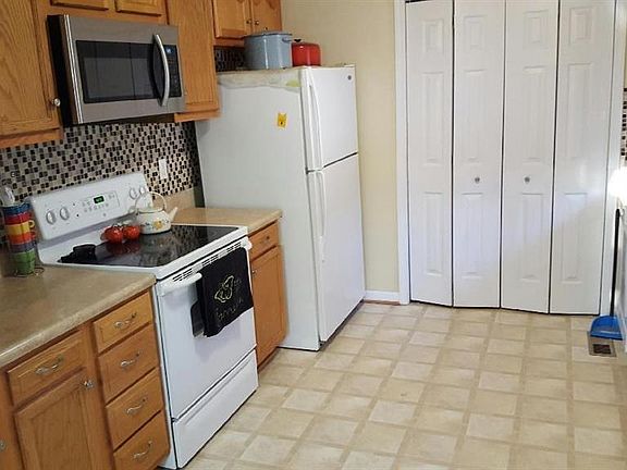 4th image of 708 Mocksville Ave