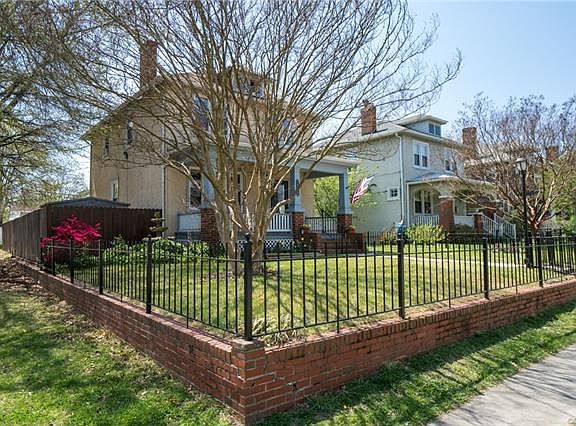 5th image of 1301 Bellevue Ave