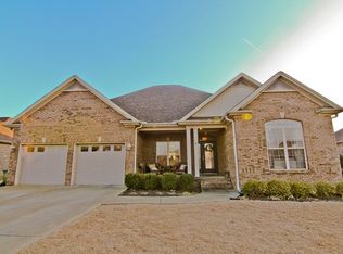 168 Cottonwood Dr, Muscle Shoals, AL 35661