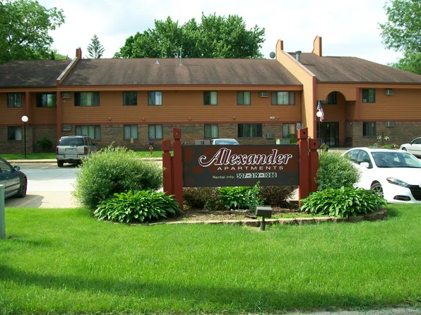 917 1st St SW #109, Faribault, MN 55021