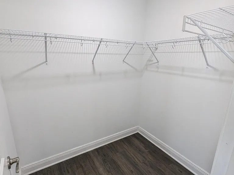 2335 Hadleigh Hills Ct — Photo 27