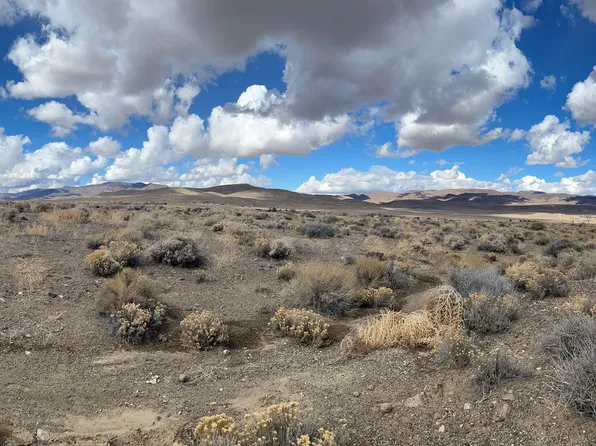 5165 Esther Ave, Silver Springs, NV 89429