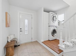 621 Beckworth Sq, Pickering, ON L1V 3X3