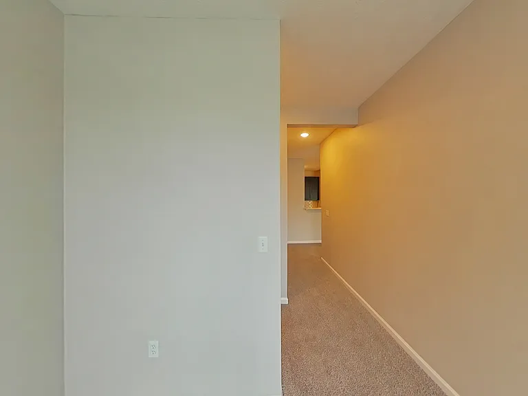 Landings At Beckett Ridge — Photo 34