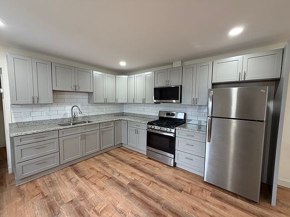 2nd image of 204 Zerby Ave #1/2