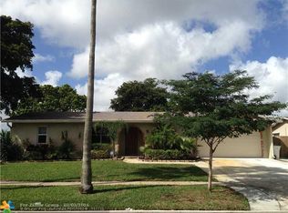 281 Lake Dr, Coconut Creek, FL 33066