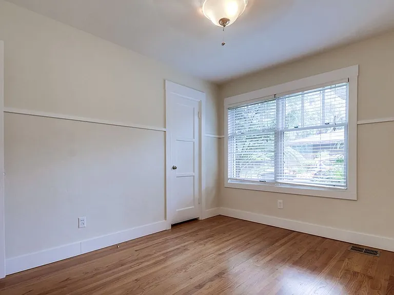 1823 Neale St — Photo 28