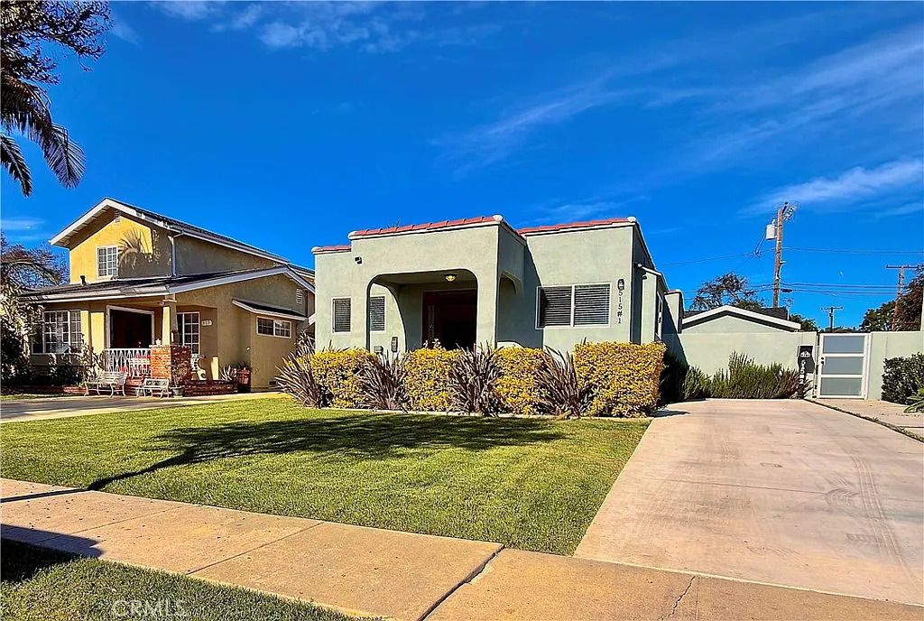 3 bed, 1264 sqft, $4,500 — Photo 1
