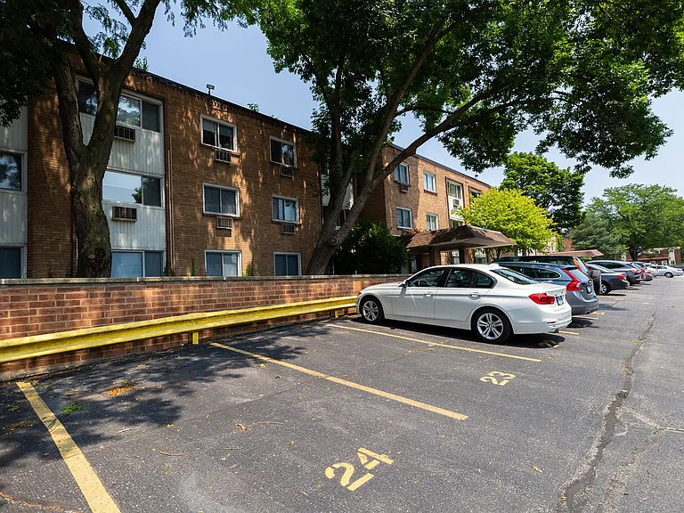 Ample Free Parking