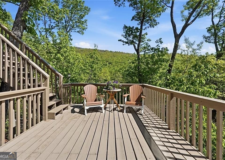 1st image of 108 Columbine Dr