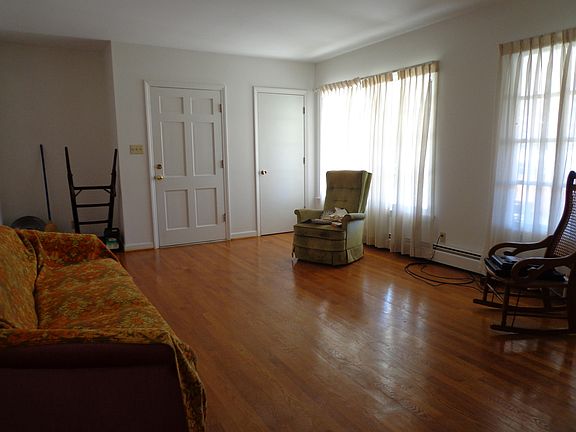 5th image of 5045 Gatewood Ave SW