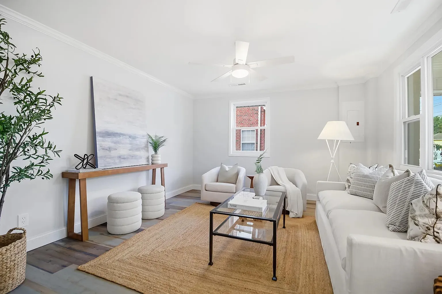 3 bed, 1635 sqft, $2,950 — Photo 4
