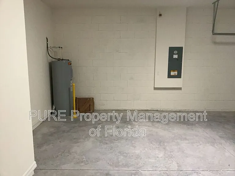 4122 NW 48th Terrace Rd — Photo 60