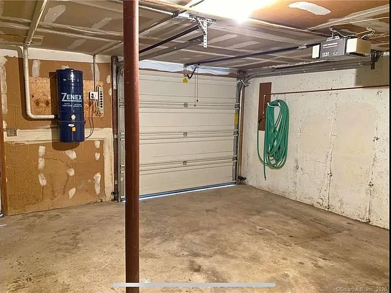 106 Churchill Dr #106 — Photo 13