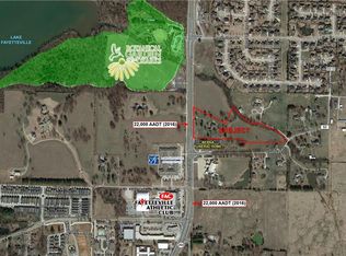 4550 N Crossover Rd, Fayetteville, AR 72764