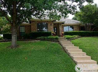 3637 Oakmont Dr, Grand Prairie, TX 75052