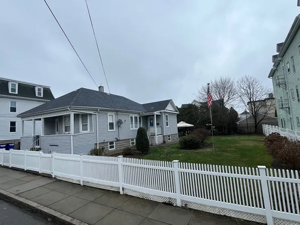 103 Davis St, Fall River, MA 02720