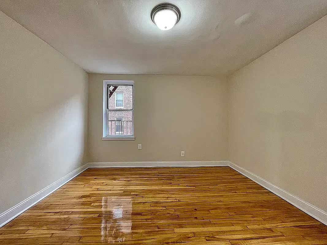 143-36 Barclay Avenue — Photo 3