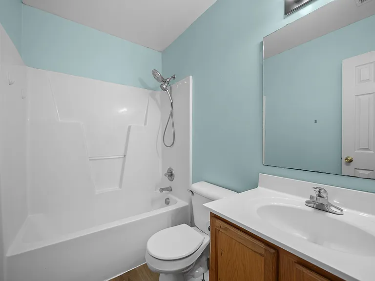 218 Winterberry Ct — Photo 20