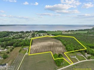 003 Caratoke Highway, Currituck, NC 27929