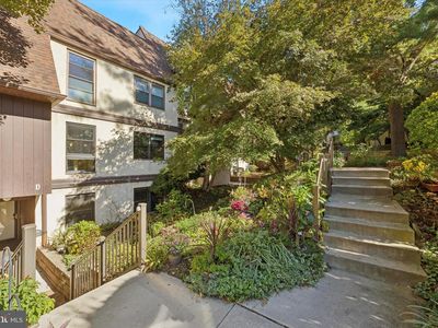 261 Shawmont Ave APT D, Philadelphia, PA, 19128