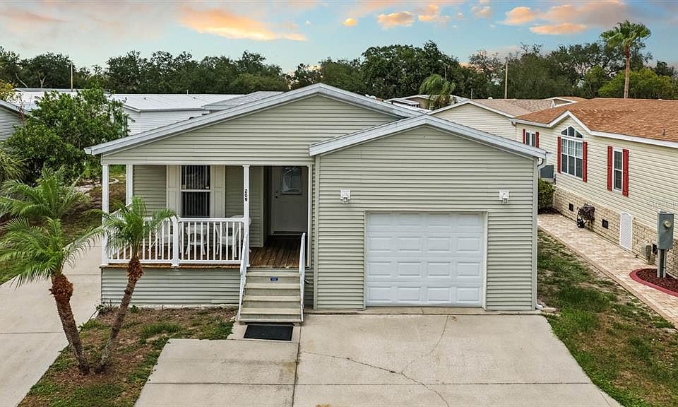 1st image of 209 S Port Royal Ln