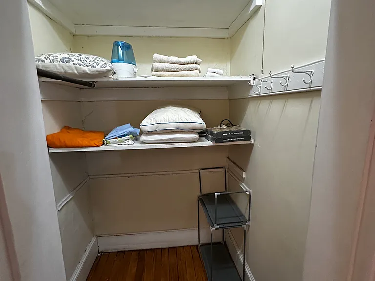 25 Fairfield St #4 — Photo 6