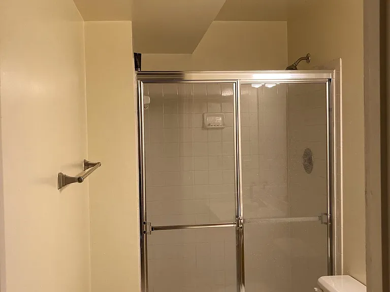 305 Flannery Ln — Photo 16