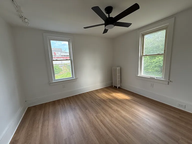 1102 Taylor Ave #4 — Photo 9